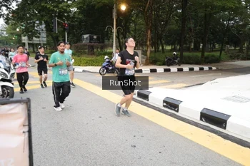 Runner Photo 4252875