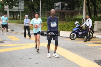 Runner Photo 4252996