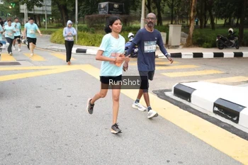 Runner Photo 4253000