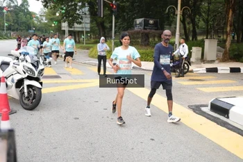 Runner Photo 4253005