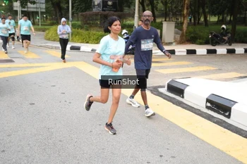 Runner Photo 4253010