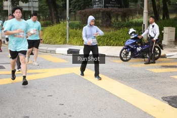 Runner Photo 4253012