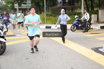Runner Photo 4253015