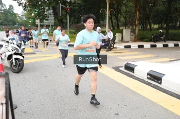 Runner Photo 4253023