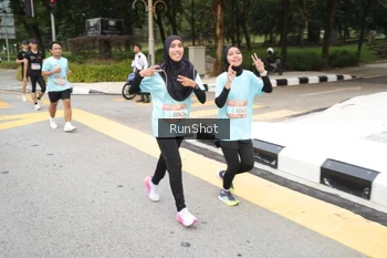 Runner Photo 4253104