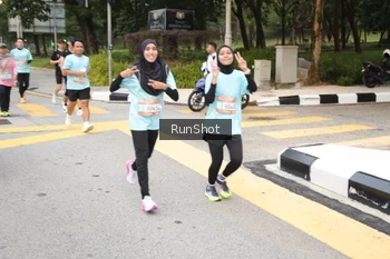 Runner Photo 4253110