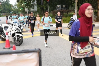 Runner Photo 4253178