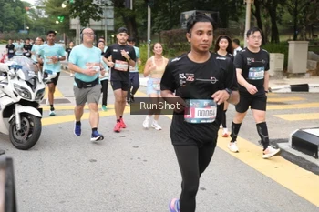 Runner Photo 4253196
