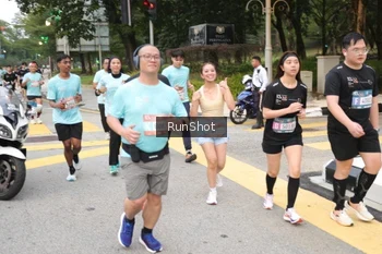 Runner Photo 4253207