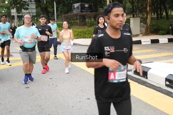 Runner Photo 4253212