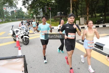 Runner Photo 4253217