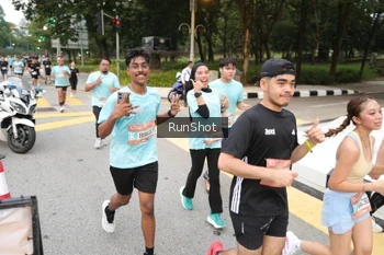Runner Photo 4253223