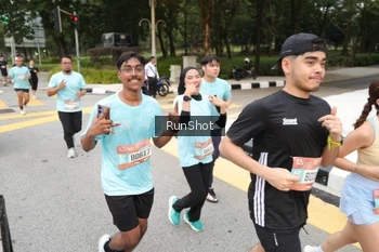Runner Photo 4253224