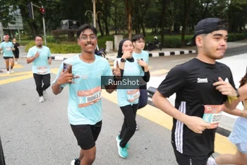 Runner Photo 4253225