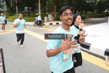Runner Photo 4253226