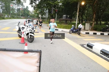 Runner Photo 4253243