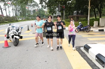 Runner Photo 4253303