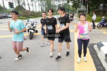 Runner Photo 4253309