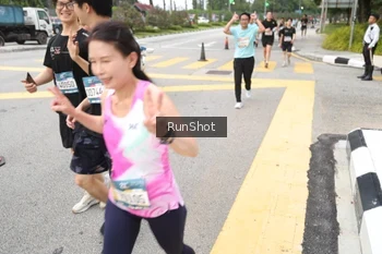 Runner Photo 4253322