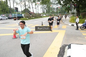 Runner Photo 4253334