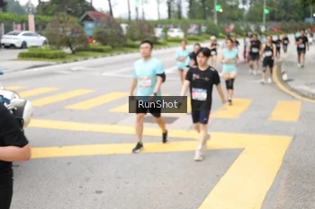 Runner Photo 4253342
