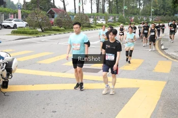 Runner Photo 4253351