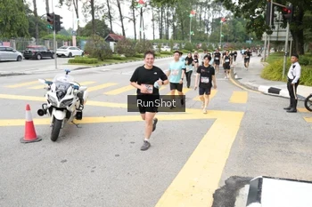 Runner Photo 4253352