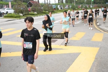 Runner Photo 4253360