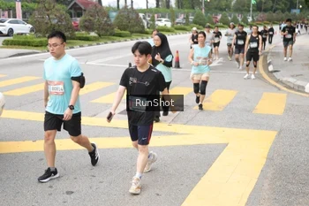 Runner Photo 4253366