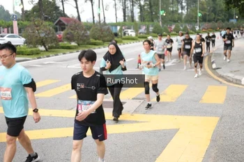 Runner Photo 4253368