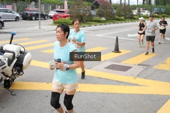 Runner Photo 4253371