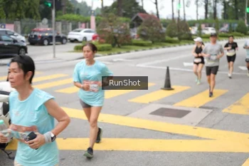 Runner Photo 4253374
