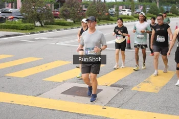 Runner Photo 4253391