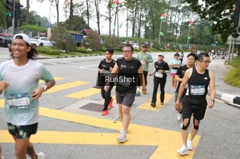 Runner Photo 4253424