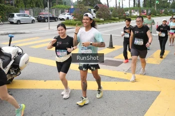 Runner Photo 4253431