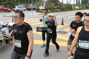 Runner Photo 4253438