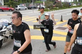 Runner Photo 4253439