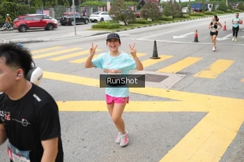 Runner Photo 4253448