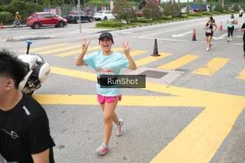 Runner Photo 4253450