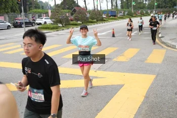 Runner Photo 4253456