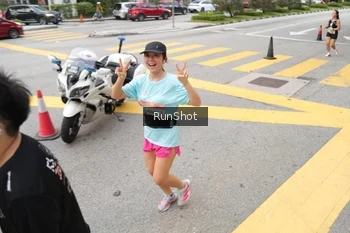 Runner Photo 4253465
