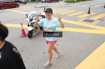 Runner Photo 4253473