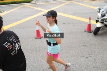 Runner Photo 4253476