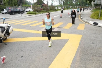 Runner Photo 4253498