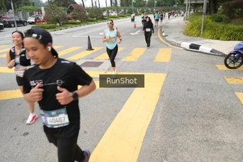 Runner Photo 4253508