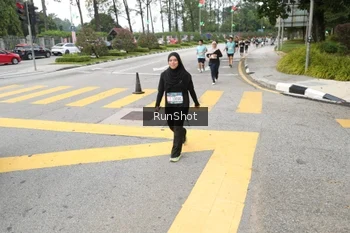 Runner Photo 4253531