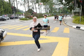 Runner Photo 4253549