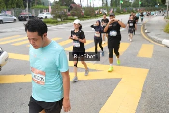 Runner Photo 4253588