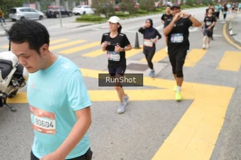 Runner Photo 4253597