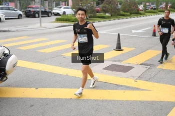 Runner Photo 4253608
